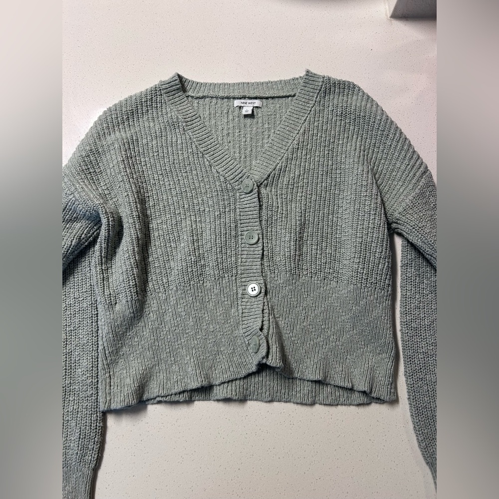 Women’s green button up Knitted sweater size Large
